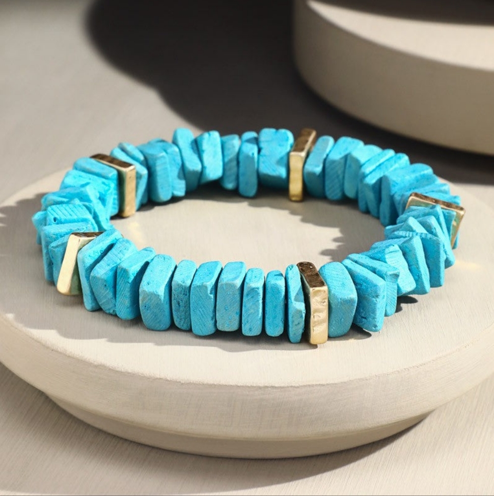 Turquoise Dyed Square Coconut Shell Stretch Bracelet w Gold Toned Metal Accents